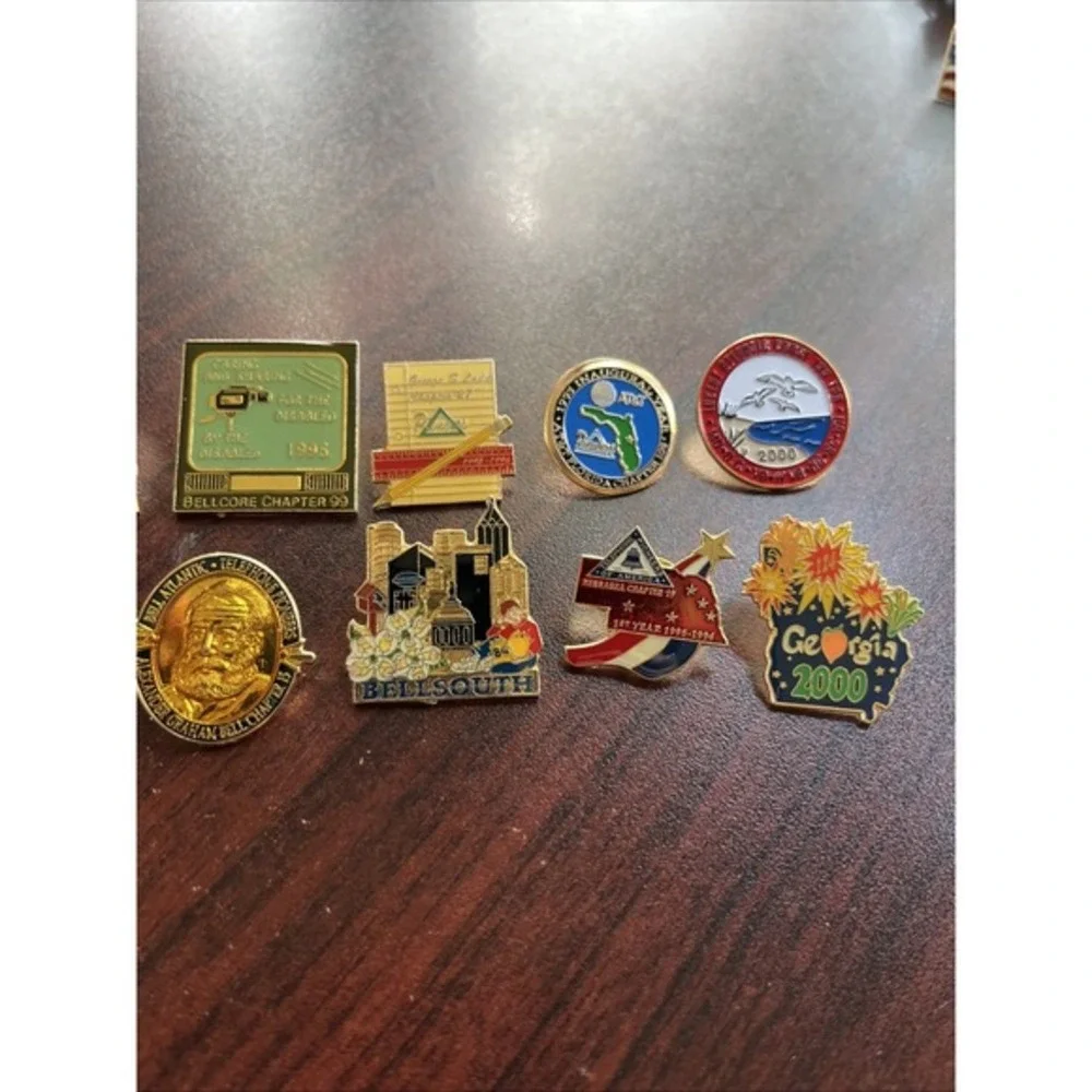 Lot Of 10‎ AT&T Pioneers BellSouth Telephone Company Lapel Hat Pins Z6